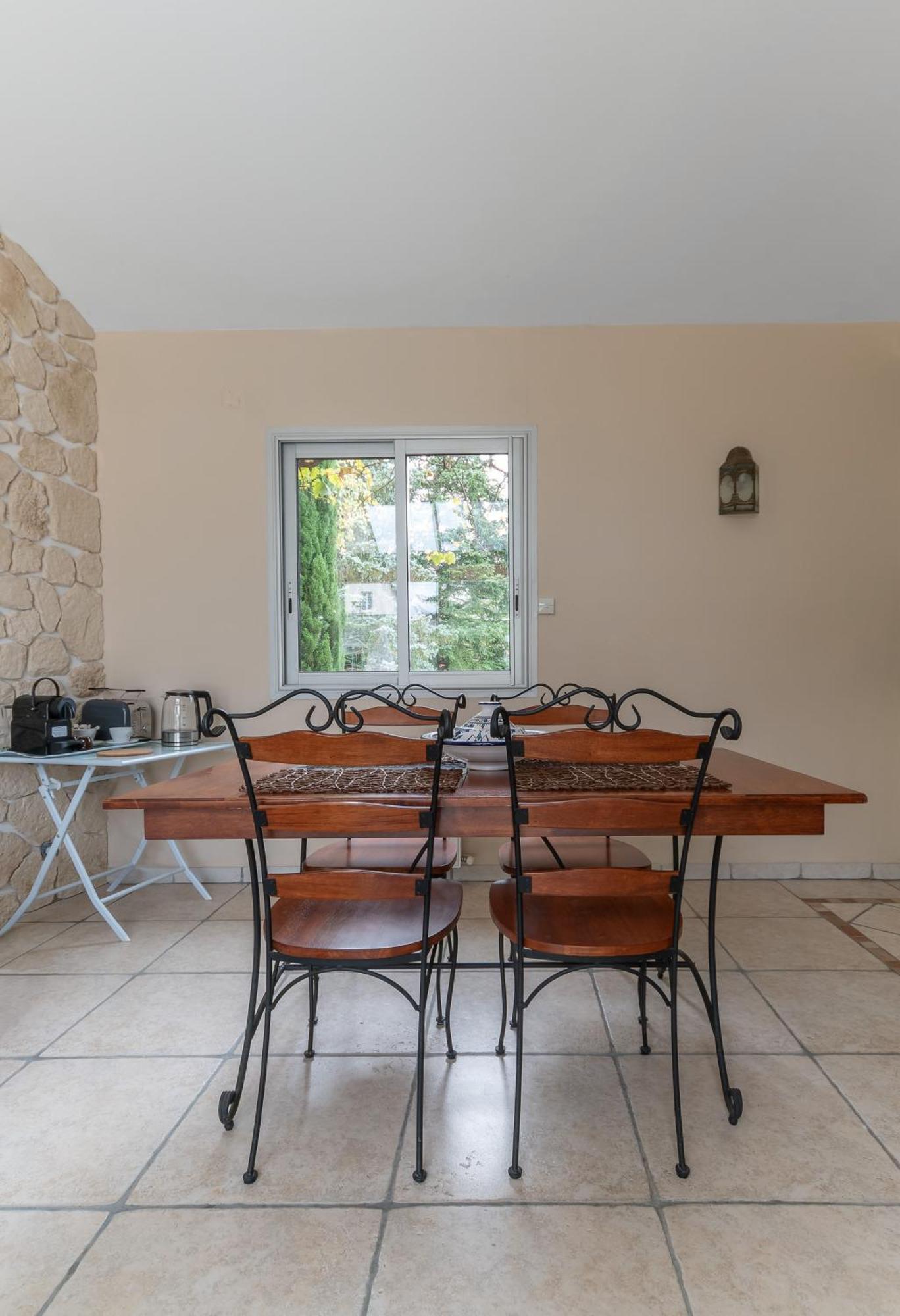 La Petite Maison Gannat Eksteriør bilde